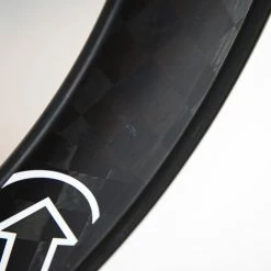 PRO TeXtreme 3-Spoke Tubular Front Wheel - Rim Brake 21 PRO TeXtreme 3-Spoke Tubular Front Wheel - Rim Brake -Racercykler Elegant Butik 8T1A0166