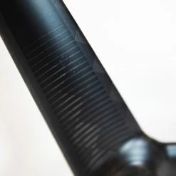 PRO TeXtreme 3-Spoke Tubular Front Wheel - Rim Brake 25 PRO TeXtreme 3-Spoke Tubular Front Wheel - Rim Brake -Racercykler Elegant Butik 8T1A0170