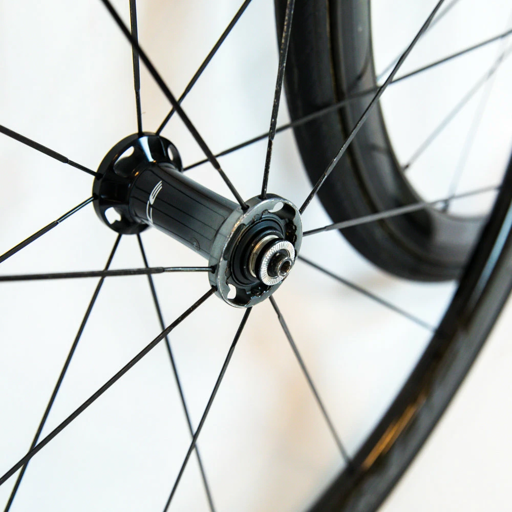 Shimano Dura-Ace C40 R9100 Tubular Wheelset - Rim Brake 6 Shimano Dura-Ace C40 R9100 Tubular Wheelset - Rim Brake - Billede 6