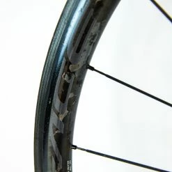 Shimano Dura-Ace C40 R9100 Tubular Wheelset - Rim Brake 34 Shimano Dura-Ace C40 R9100 Tubular Wheelset - Rim Brake -Racercykler Elegant Butik 8T1A0301