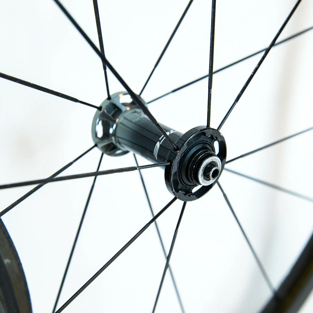 Shimano Dura-Ace C40 R9100 Tubular Wheelset - Rim Brake 4 Shimano Dura-Ace C40 R9100 Tubular Wheelset - Rim Brake - Billede 4