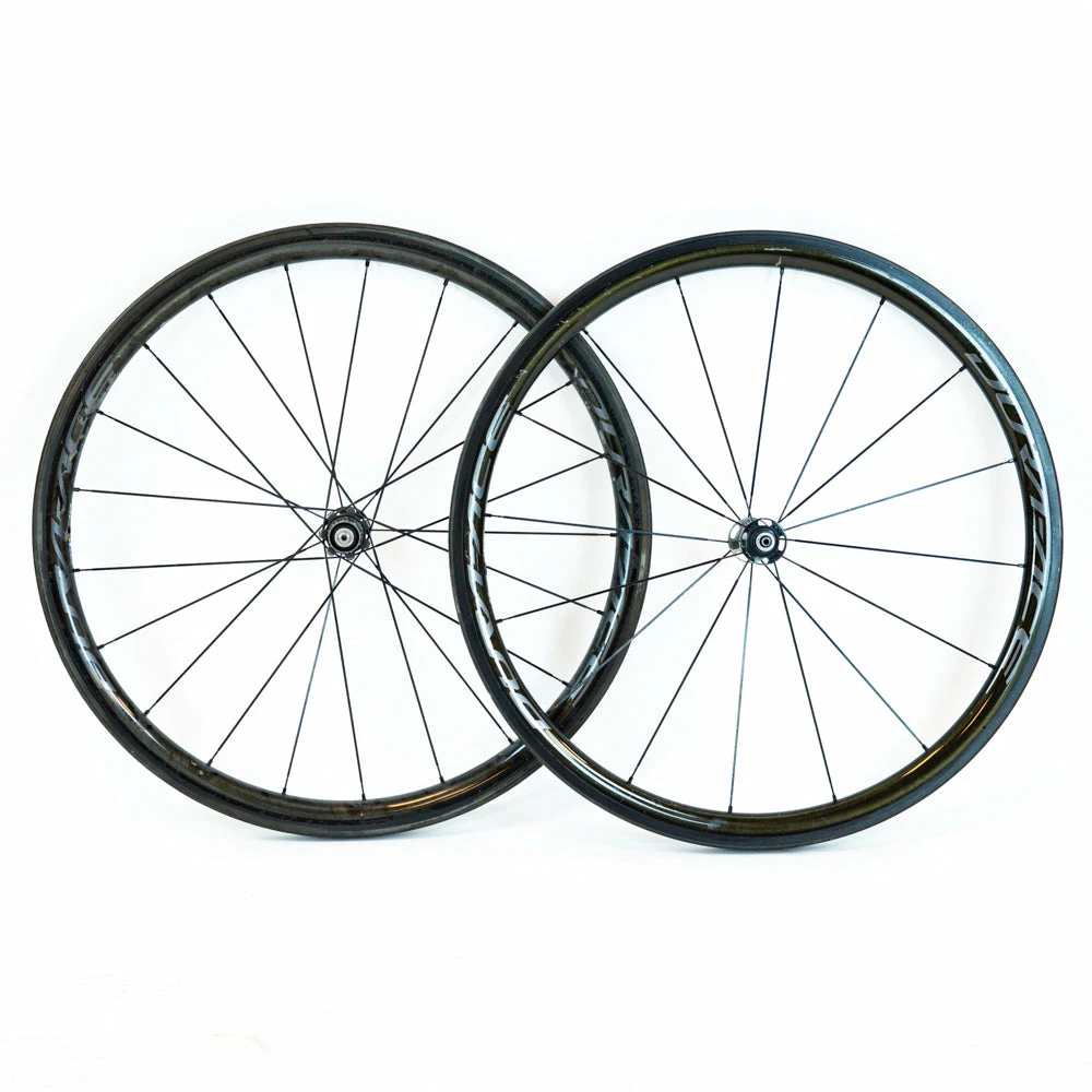 Shimano Dura-Ace C40 R9100 Tubular Wheelset - Rim Brake 1 Shimano Dura-Ace C40 R9100 Tubular Wheelset - Rim Brake