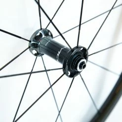 Shimano Dura-Ace C40 R9100 Tubular Wheelset - Rim Brake 19 Shimano Dura-Ace C40 R9100 Tubular Wheelset - Rim Brake -Racercykler Elegant Butik 8T1A0321