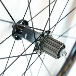 Shimano Dura-Ace C40 R9100 Tubular Wheelset - Rim Brake 16 Shimano Dura-Ace C40 R9100 Tubular Wheelset - Rim Brake -Racercykler Elegant Butik 8T1A0420