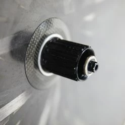 Lightweight Autobahn Tubular Rear Disc Wheel - Rim Brake 13 Lightweight Autobahn Tubular Rear Disc Wheel - Rim Brake -Racercykler Elegant Butik 8T1A9489