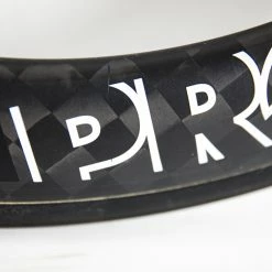 PRO TeXtreme 3-Spoke Tubular Front Wheel - Rim Brake 22 PRO TeXtreme 3-Spoke Tubular Front Wheel - Rim Brake -Racercykler Elegant Butik 8T1A9791