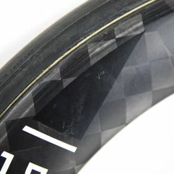 PRO TeXtreme 3-Spoke Tubular Front Wheel - Rim Brake 32 PRO TeXtreme 3-Spoke Tubular Front Wheel - Rim Brake -Racercykler Elegant Butik 8T1A9803