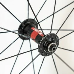 ENVE SES 4.5 AR Front - Tubular - Carbon 9 ENVE SES 4.5 AR Front - Tubular - Carbon -Racercykler Elegant Butik DSC03390 680ff5ca 50a7 4bc3 8201 9d72fe87ce02