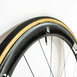 ENVE SES 4.5 AR Front - Tubular - Carbon 7 ENVE SES 4.5 AR Front - Tubular - Carbon -Racercykler Elegant Butik DSC03392 561588ae 3ecd 4980 8a80 78bf1d3d86fe