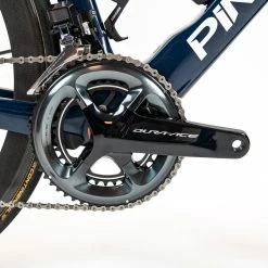 Pinarello Dogma F X-Light - Thomas - 56 - Dura-Ace DI2 - Team Ineos Grenadiers -Racercykler Elegant Butik DSC03812 6828843d 3bac 4e5a 9d12 8664acb1c21a