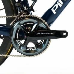 Pinarello Dogma F - Pidcock - 46.5 - Dura-Ace DI2 - Team Ineos Grenadiers 28 Pinarello Dogma F - Pidcock - 46.5 - Dura-Ace DI2 - Team Ineos Grenadiers -Racercykler Elegant Butik DSC05780 61638898 2039 46e9 ac89 c2a21b5c4359