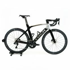 Trek Madone SLR 7 Gen 6 - Ultegra Di2 12 Speed