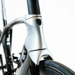 Trek Madone SLR 7 Gen 6 - Ultegra Di2 12 Speed 19 Trek Madone SLR 7 Gen 6 - Ultegra Di2 12 Speed -Racercykler Elegant Butik DSC05869 f4b5ec20 6fd7 4ded b3e8 b42300322959