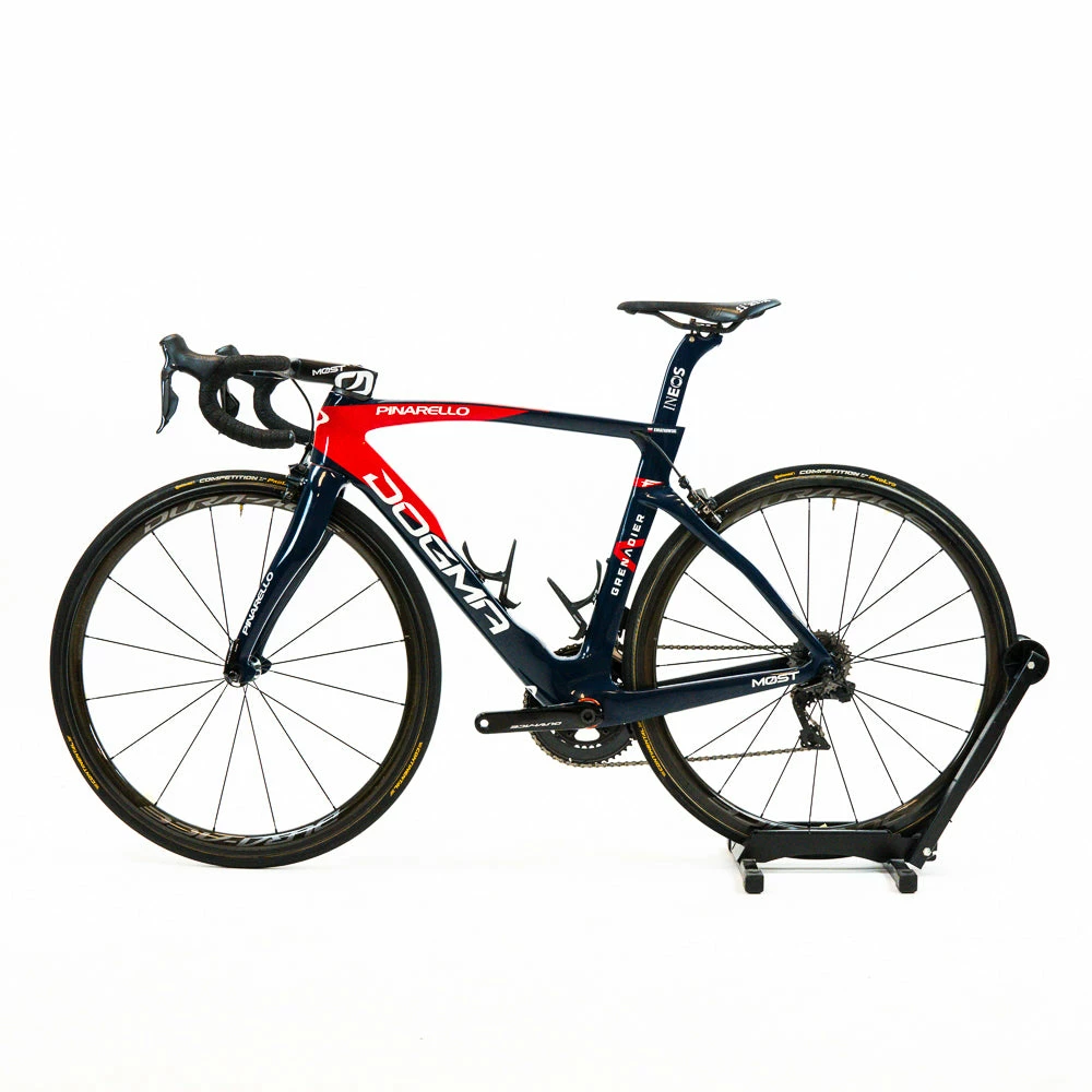 Pinarello Dogma F X-Light - Kwiatkowski - 53 - Dura-Ace DI2 - Ineos Grenadiers 4 Pinarello Dogma F X-Light - Kwiatkowski - 53 - Dura-Ace DI2 - Ineos Grenadiers - Billede 4