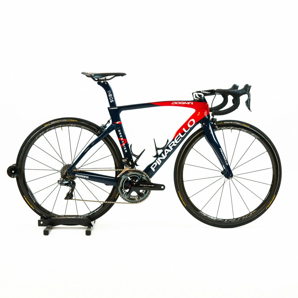 Pinarello Dogma F X-Light - Kwiatkowski - 53 - Dura-Ace DI2 - Ineos Grenadiers 1 Pinarello Dogma F X-Light - Kwiatkowski - 53 - Dura-Ace DI2 - Ineos Grenadiers