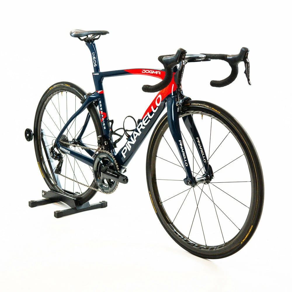 Pinarello Dogma F X-Light - Kwiatkowski - 53 - Dura-Ace DI2 - Ineos Grenadiers 3 Pinarello Dogma F X-Light - Kwiatkowski - 53 - Dura-Ace DI2 - Ineos Grenadiers - Billede 3