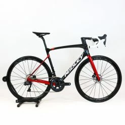 Ridley Fenix SLiC Disc - 56/M - Ultegra Di2 - Dura-Ace C40 Clincher Wheels