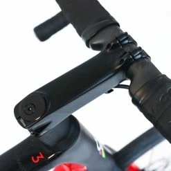 Colnago V3 Disc - 54s - SRAM Rival AXS - Black/Red 29 Colnago V3 Disc - 54s - SRAM Rival AXS - Black/Red -Racercykler Elegant Butik IMG 2426