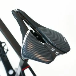 Colnago V3 Disc - 52s - SRAM Rival AXS - Black/Red 31 Colnago V3 Disc - 52s - SRAM Rival AXS - Black/Red -Racercykler Elegant Butik IMG 2513