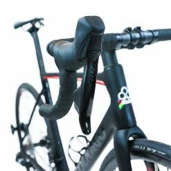 Colnago V3 Disc - 52s - SRAM Rival AXS - Black/Red 29 Colnago V3 Disc - 52s - SRAM Rival AXS - Black/Red -Racercykler Elegant Butik IMG 2524