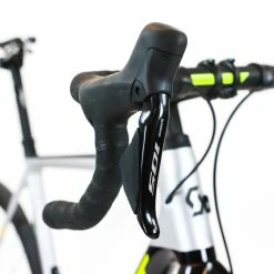 Scott Addict RC Pro Disc - 56/L - Shimano 105 Di2 - 12-speed -Racercykler Elegant Butik IMG 5849