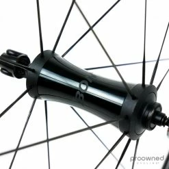 Bontrager Aeolus XXX2 Carbon Clincher Wheelset -Racercykler Elegant Butik P1810945