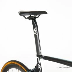 Pinarello F10 - 57,5 - Luke Rowe - Shimano Ultegra Di2 8050 -Racercykler Elegant Butik P1890659