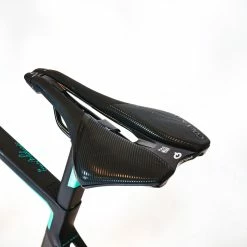 Colnago V3 Disc - 58s - SRAM Rival AXS - Black/Turqouise 21 Colnago V3 Disc - 58s - SRAM Rival AXS - Black/Turqouise -Racercykler Elegant Butik P1980492