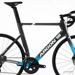 Argon 18 Nitrogen Pro Disc - L - Ultegra Di2 - Team Astana 26 Argon 18 Nitrogen Pro Disc - L - Ultegra Di2 - Team Astana -Racercykler Elegant Butik Photo By Aaron Kiashek 13 0db46134 eaef 43f1 985b 28ea623a4241