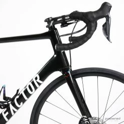 Factor O2 VAM Disc - Roadbike - Ultegra Di2 - 58 - N. Vahtra - Israel Start-Up Nation -Racercykler Elegant Butik Photo By Aaron Kiashek 20 23cdfba5 be33 419c 9a78 06fa47c892e0