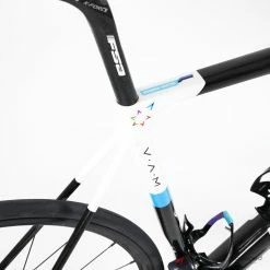 Factor O2 VAM Disc - Roadbike - Ultegra Di2 - 58 - N. Vahtra - Israel Start-Up Nation -Racercykler Elegant Butik Photo By Aaron Kiashek 23 a6e0604f 69af 483a 841d 5e2c8b7684ef