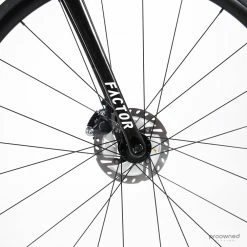 Factor O2 VAM Disc - Roadbike - Ultegra Di2 - 58 - N. Vahtra - Israel Start-Up Nation -Racercykler Elegant Butik Photo By Aaron Kiashek 29 7e334243 57bc 4397 b5f1 5a3adc0a37fa