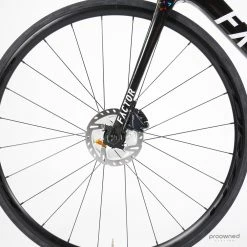 Factor O2 VAM Disc - Roadbike - Ultegra Di2 - 58 - R. Sutherland - Israel Start-Up Nation -Racercykler Elegant Butik Photo By Aaron Kiashek 33