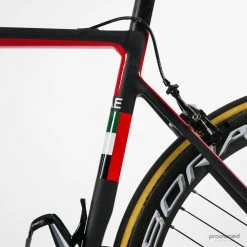 Colnago V3Rs - 54s - Campagnolo Super Record EPS 12-speed - UAE Team Emirates -Racercykler Elegant Butik Photo By Aaron Kiashek 47 dfd329ab 1e64 478c af3a 10e719b62d2a
