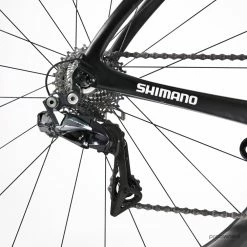 Pinarello Dogma F10 - 53 - Carbon Road Bike - Dura Ace Di2 - Team Sky 40 Pinarello Dogma F10 - 53 - Carbon Road Bike - Dura Ace Di2 - Team Sky -Racercykler Elegant Butik Photo By Aaron Kiashek 4 6b13a70c cff3 420b b634 a90497b3cb95