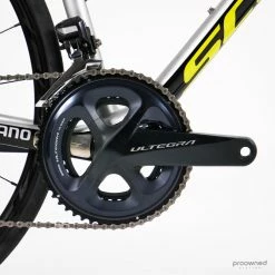 Scott Addict Disc RC Pro - 49 - Simon Yates - Ultegra Di2 32 Scott Addict Disc RC Pro - 49 - Simon Yates - Ultegra Di2 -Racercykler Elegant Butik Photo By Aaron Kiashek 63 a2456c21 a241 4a9a 8f58 a8524e92a1ff