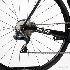 Factor O2 VAM Disc - Roadbike - Ultegra Di2 - 58 - M. Brändle - Israel Start-Up Nation -Racercykler Elegant Butik Photo By Aaron Kiashek 68