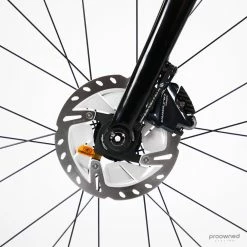 Scott Addict Disc RC Pro - 49 - Simon Yates - Ultegra Di2 46 Scott Addict Disc RC Pro - 49 - Simon Yates - Ultegra Di2 -Racercykler Elegant Butik Photo By Aaron Kiashek 77 6a827aa3 ce1e 4076 b2da 8147d38b847f