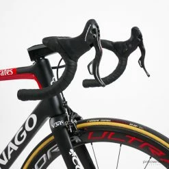 Colnago V3Rs - 54s - Campagnolo Super Record EPS 12-speed - UAE Team Emirates 33 Colnago V3Rs - 54s - Campagnolo Super Record EPS 12-speed - UAE Team Emirates -Racercykler Elegant Butik Photo By Aaron Kiashek 84 a0b59e8e e639 4811 a94b a97c5633165a