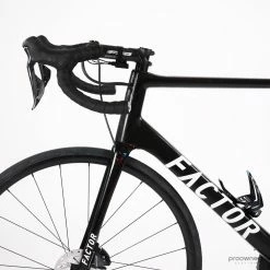 Factor O2 VAM Disc - Roadbike - Ultegra Di2 - 58 - M. Brändle - Israel Start-Up Nation -Racercykler Elegant Butik Photo By Aaron Kiashek 85