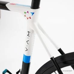 Factor O2 VAM Disc - Roadbike - Ultegra Di2 - 58 - M. Brändle - Israel Start-Up Nation -Racercykler Elegant Butik Photo By Aaron Kiashek 87